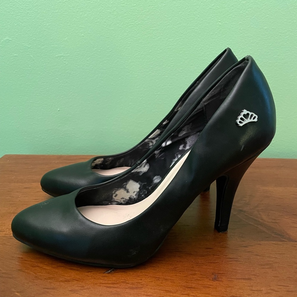 Black heels from Fergalicious by Fergie